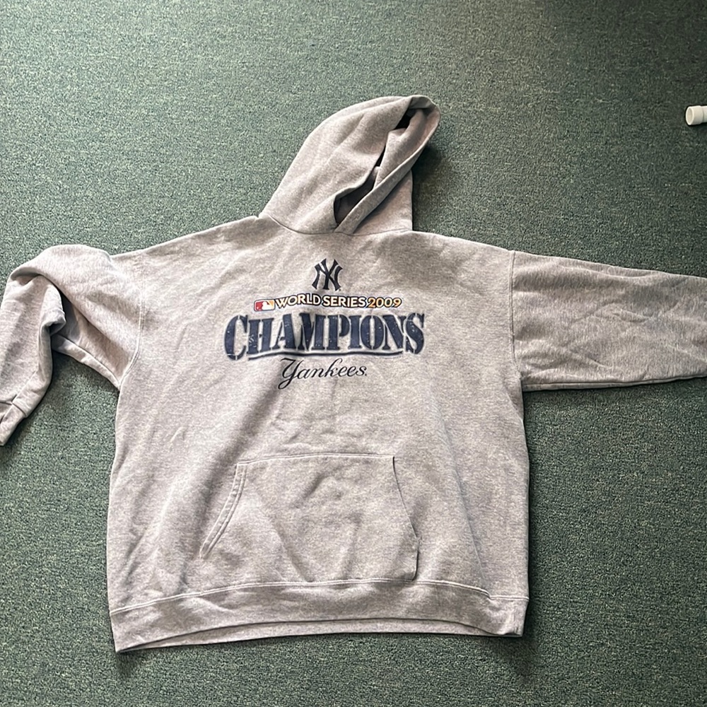 World Series 2009 Champions Yankees Sweatshirt